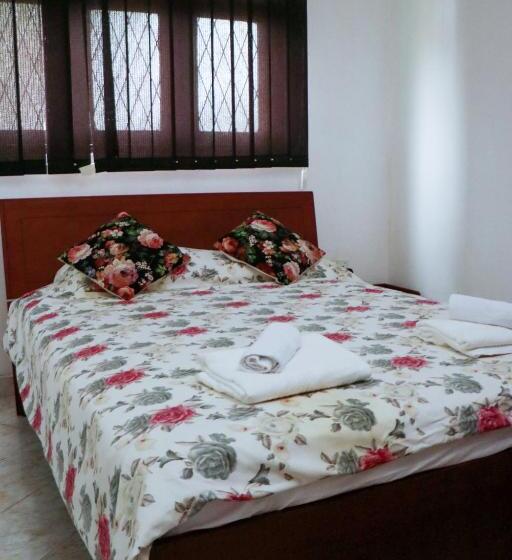 بنسيون Villa Mare