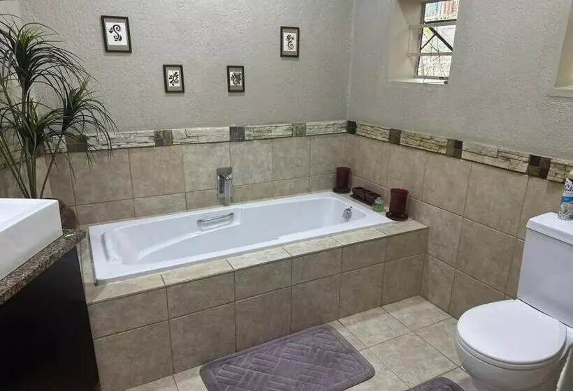 Safari Bed & Breakfast