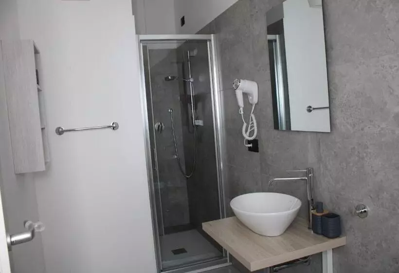 ベッドアンドブレックファースト Climy