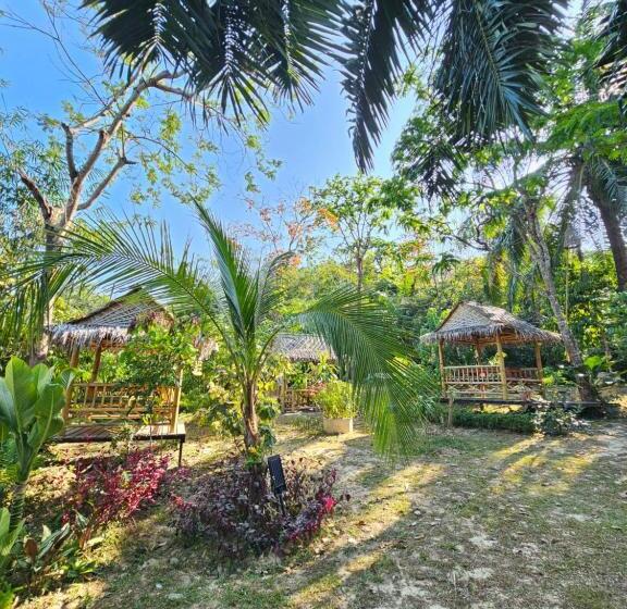 Bed and Breakfast Rommai Forest Bungalows