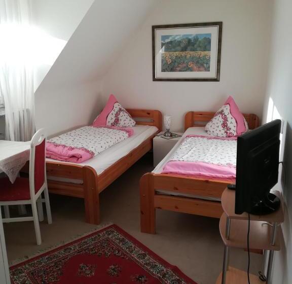 Bed and Breakfast Gaestehaus Jagsttalblick