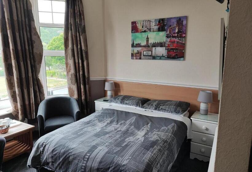 مبيت وإفطار Y Garth Guesthouse