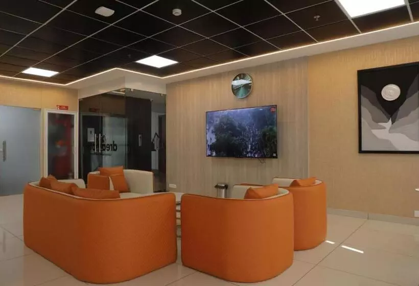 Dreamotel Luxury Suites