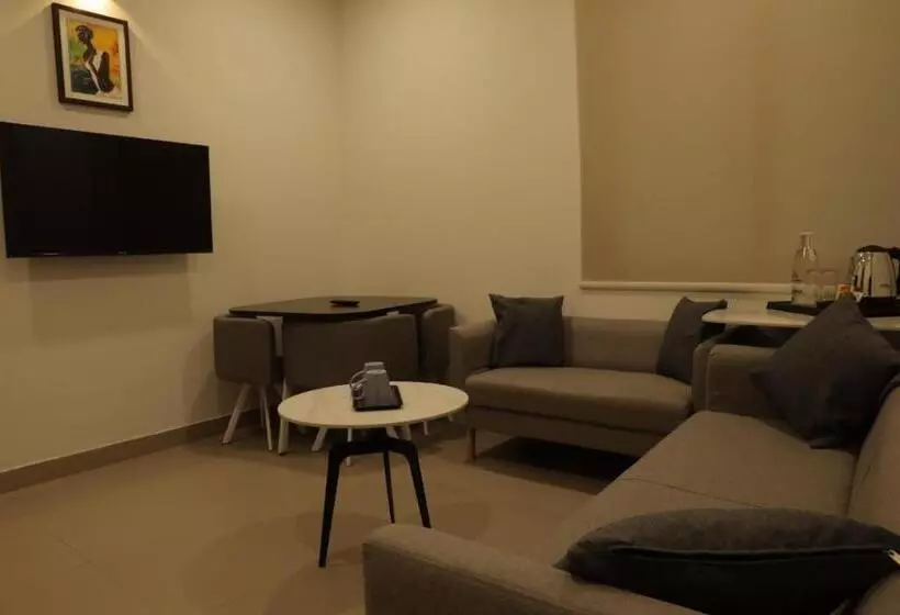 Dreamotel Luxury Suites