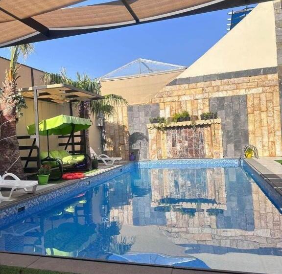 هتل الشاليه الملوكي 0792300352