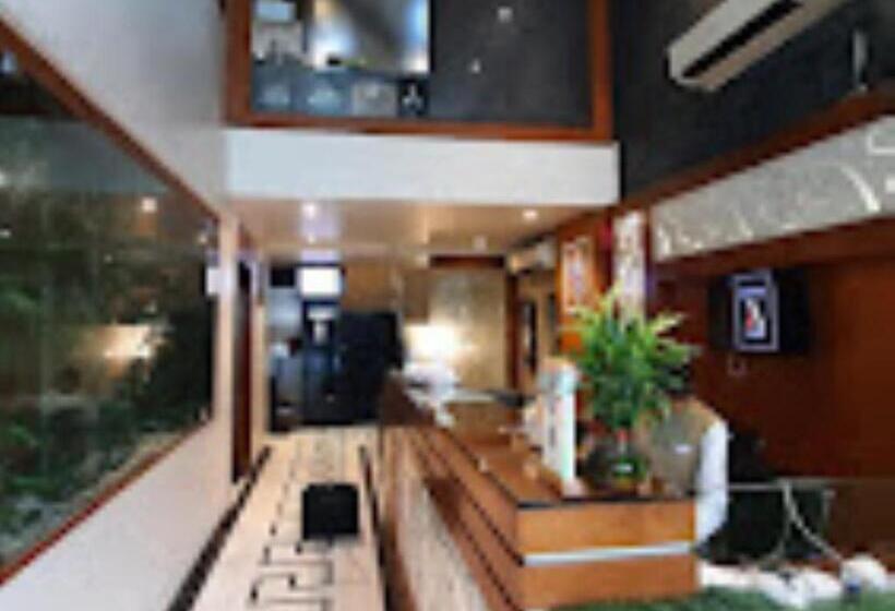 בית מלון כפרי Ashirwad Inn Korba