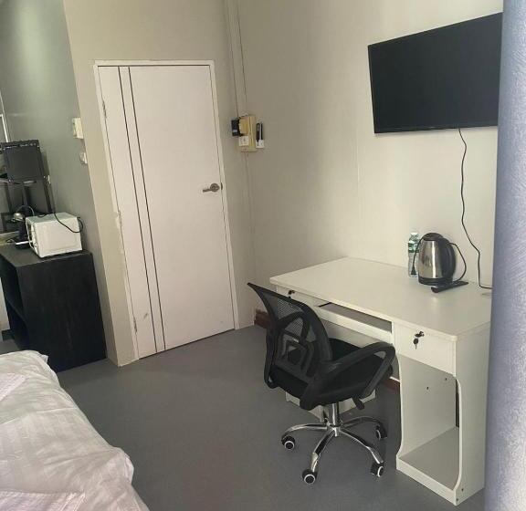 هتل Batman Guesthouse