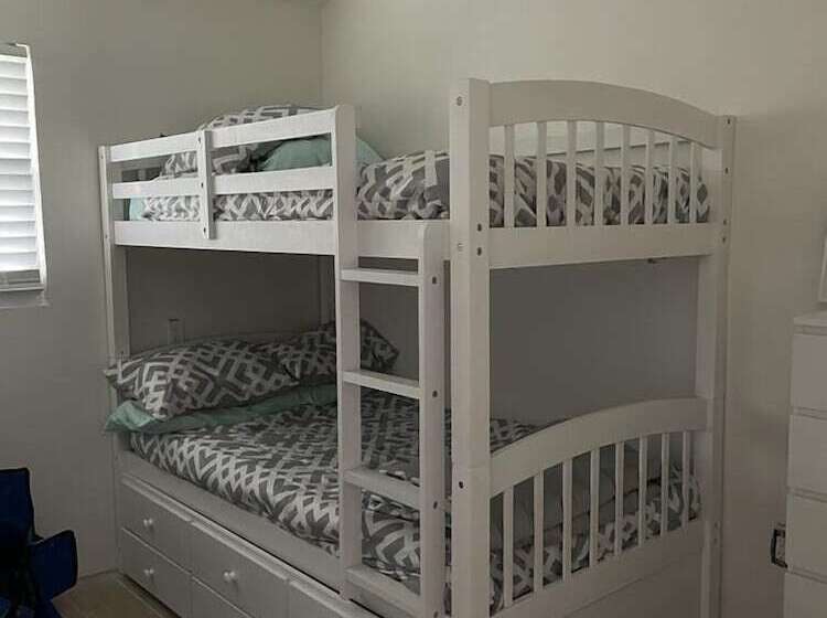 هتل Conch Club Cottage