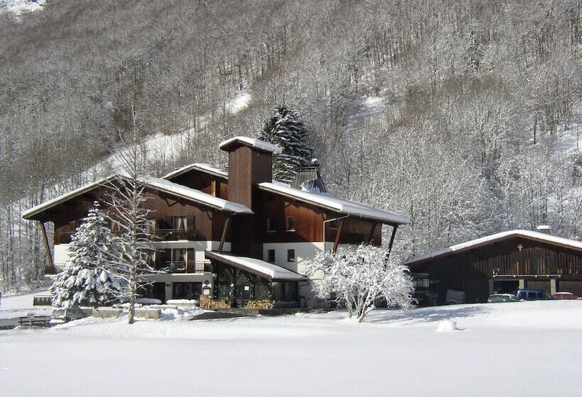 هتل Et Centre De Vacances Le Choucas