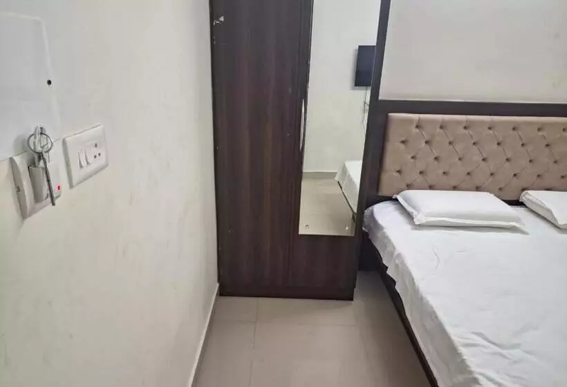 Hotel Krishnananda