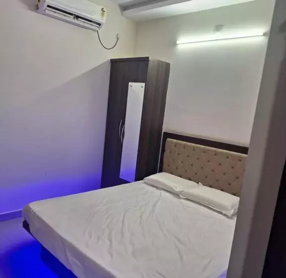 Hotel Krishnananda