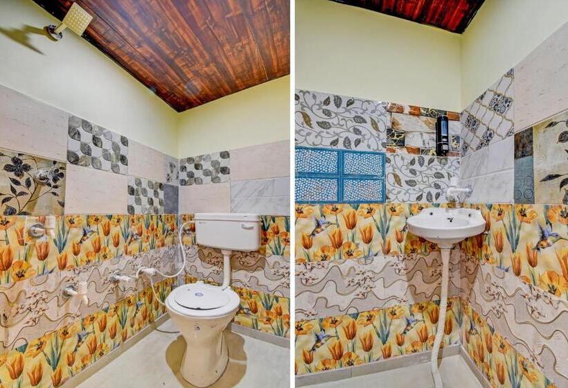 בית מלון כפרי Oyo Flagship Royal Star Residency