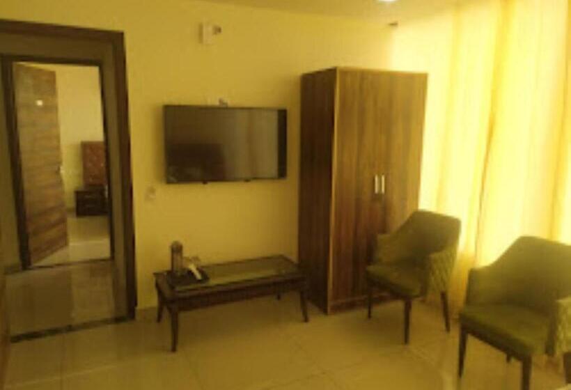 בית מלון כפרי Paradise, Patiala