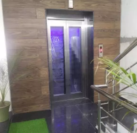 Hotelli Paradise, Patiala