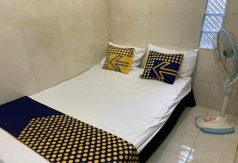 בית מלון כפרי Spot On 93149 Karman S Sari 1 Homestay Syariah