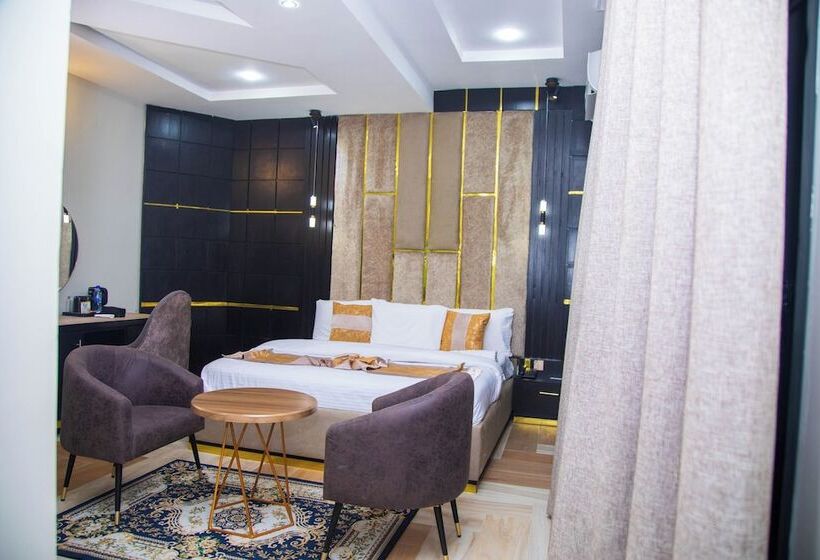 Modelo Hotel And Suites