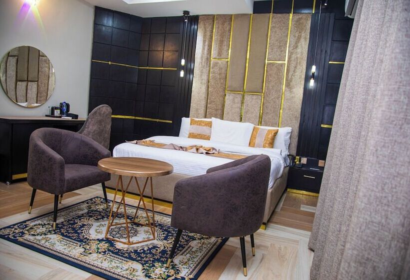 Modelo Hotel And Suites