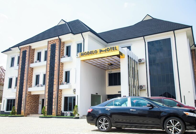 Modelo Hotel And Suites