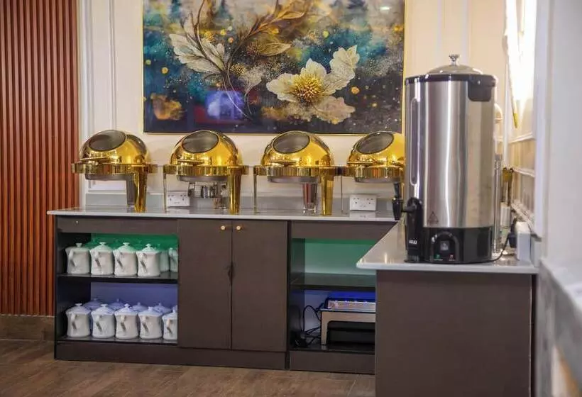 Modelo Hotel And Suites