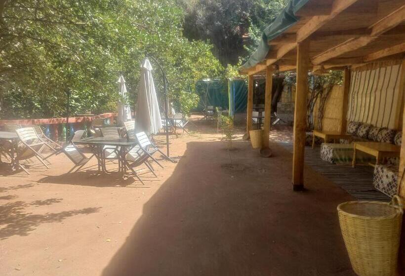 پانسیون Maison D Hôte La Source