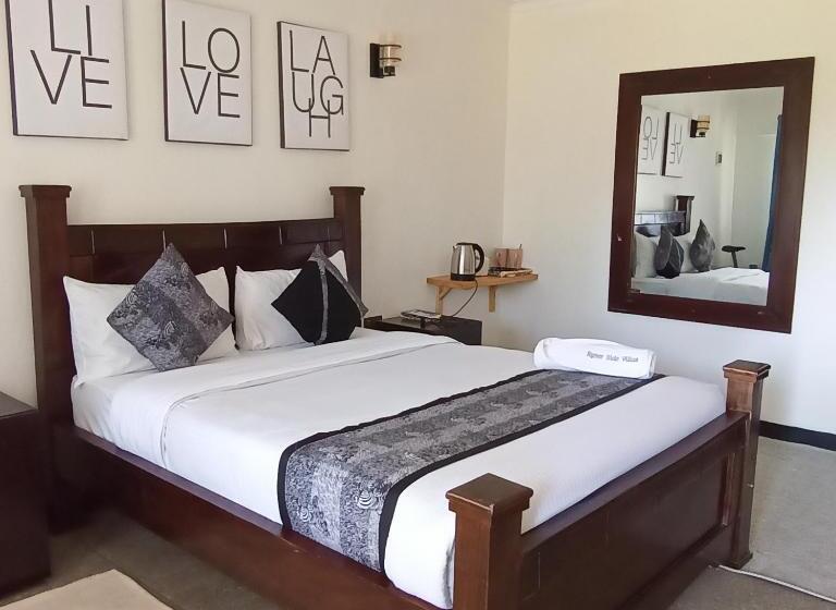 استراحتگاه Riverside 001