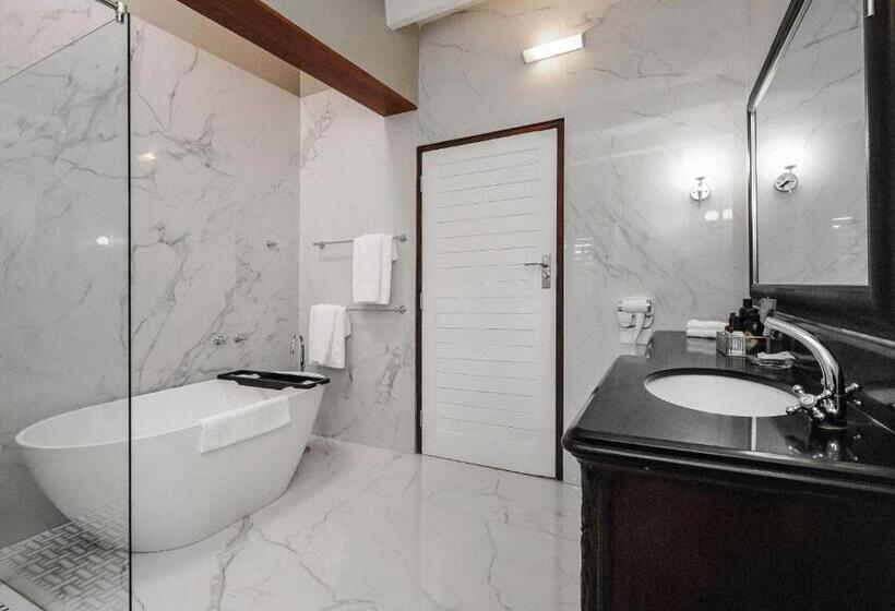 هتل The Peech Boutique