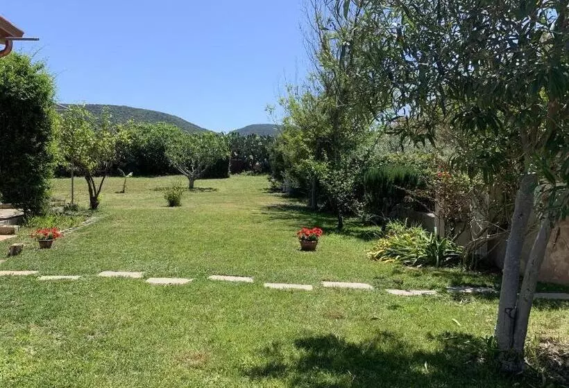 B&b Hideaway Haven Villa
