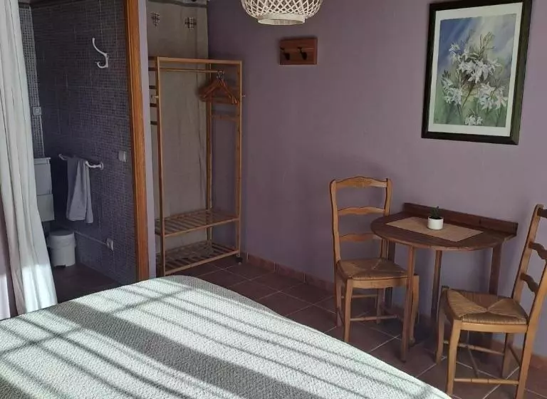 Aamiaismajoitus (B&B) La Chambre De L Auxineill