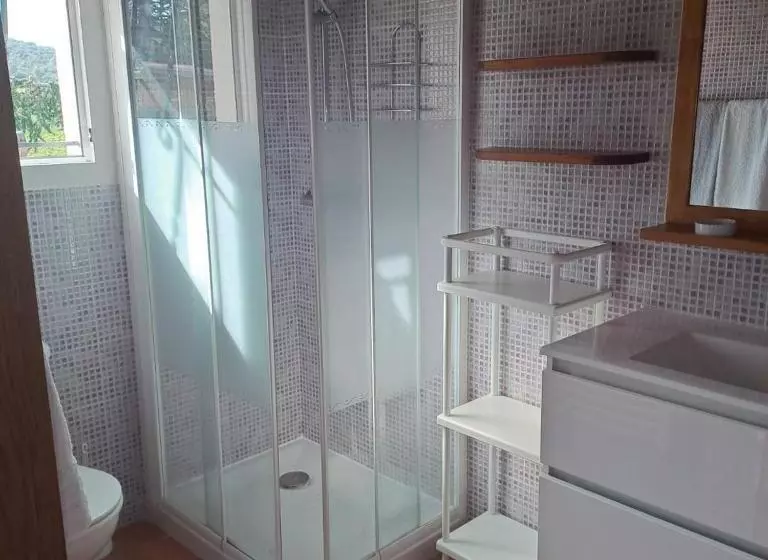 Aamiaismajoitus (B&B) La Chambre De L Auxineill