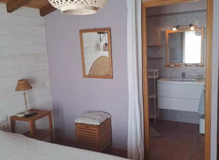 Aamiaismajoitus (B&B) La Chambre De L Auxineill