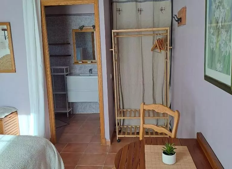 Aamiaismajoitus (B&B) La Chambre De L Auxineill