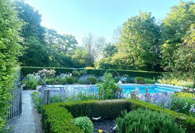 Aamiaismajoitus (B&B) Marie Campagne