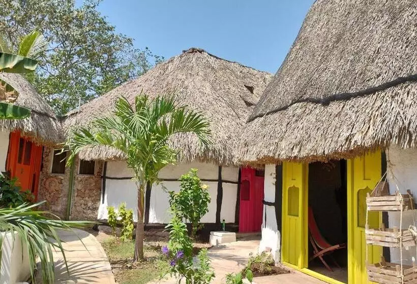 ホテル Y Museo Aldea Maya Toktli Orígenes   Casa Maya Toh   Alberca, Wifi Starlink, Tour Museo