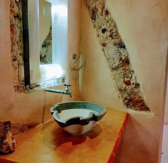 ホテル Y Museo Aldea Maya Toktli Orígenes   Casa Maya Toh   Alberca, Wifi Starlink, Tour Museo