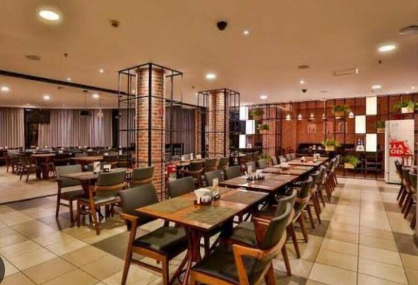 هتل Flat Funcional Em Frente Ao Aeroporto De Congonhas