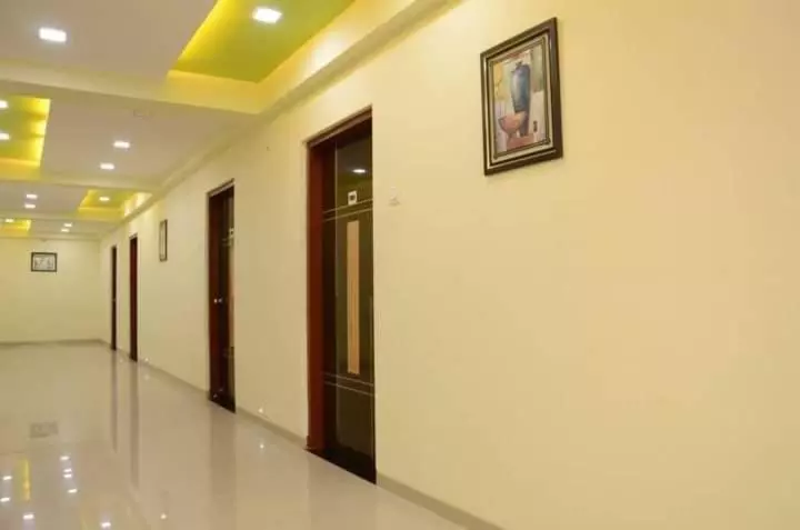 ホテル Lonavala Inn