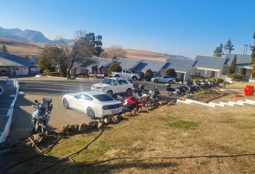 Hotelli Mountain Shadows