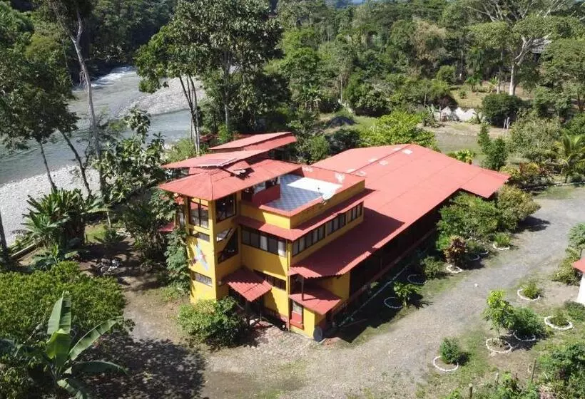 Hotelli Paraiso Pilcopata Inn