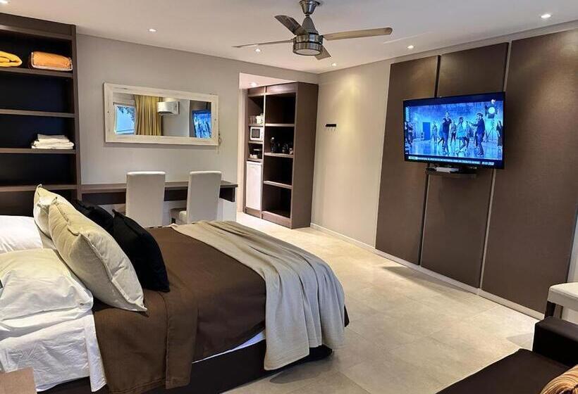 هتل Suite Del Sol 121