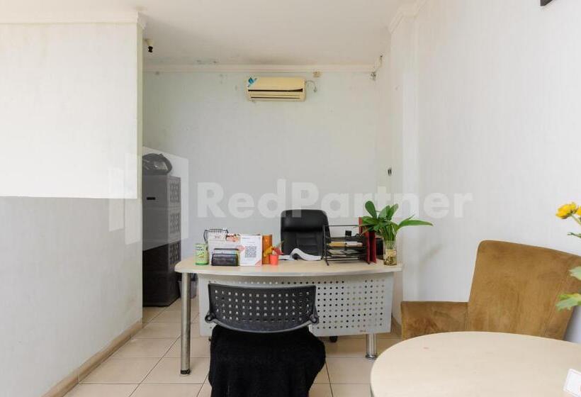 فندق Tanres House Syariah Cilandak Mitra Reddoorz