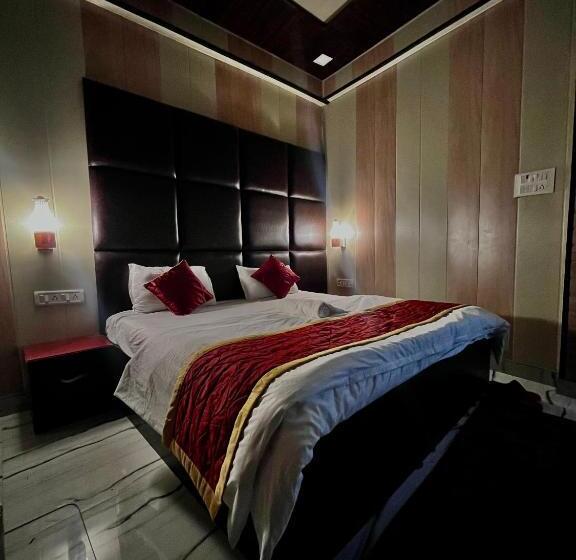 Отель The Shubham India