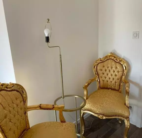 Majatalo Basel Airport Stay