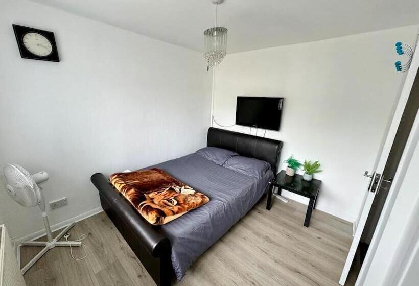 ペンション Cozy Home