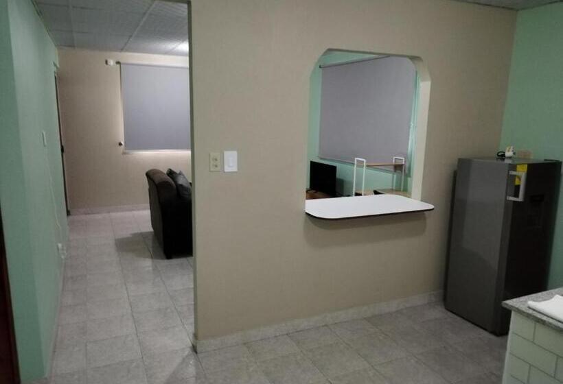 ペンション La Casa Buena Esperanza