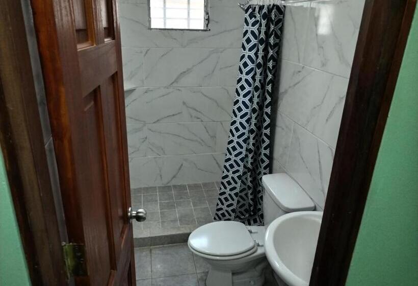 ペンション La Casa Buena Esperanza