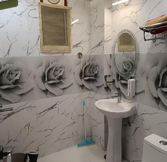 پانسیون Rudraksha Inn