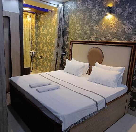 پانسیون Rudraksha Inn