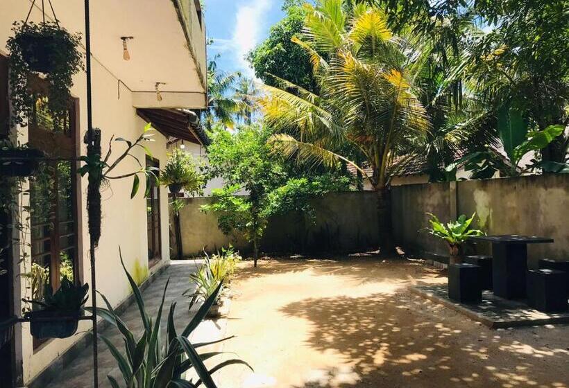 پانسیون Way Point Surf House 1