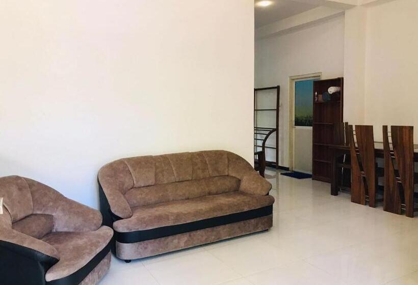 پانسیون Way Point Surf House 1
