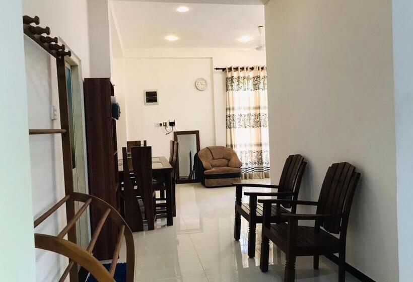 پانسیون Way Point Surf House 1
